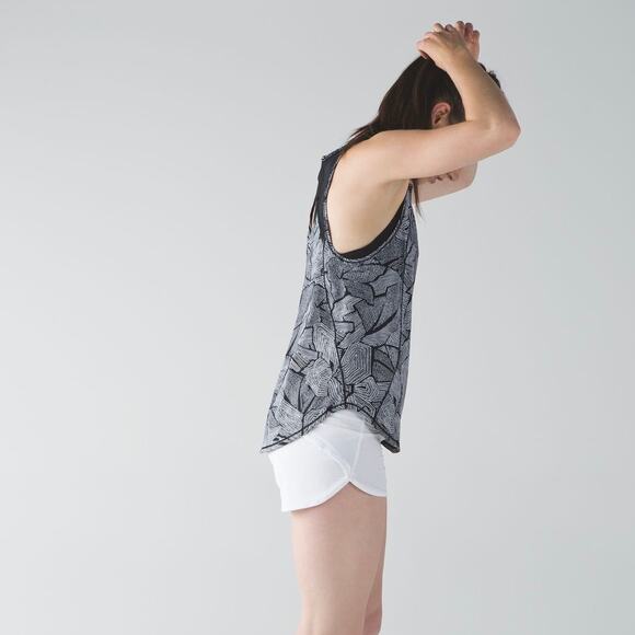 LULULEMON Sculpt Workout Tank Top Dottie Tribe White Black - Picture 9 of 9